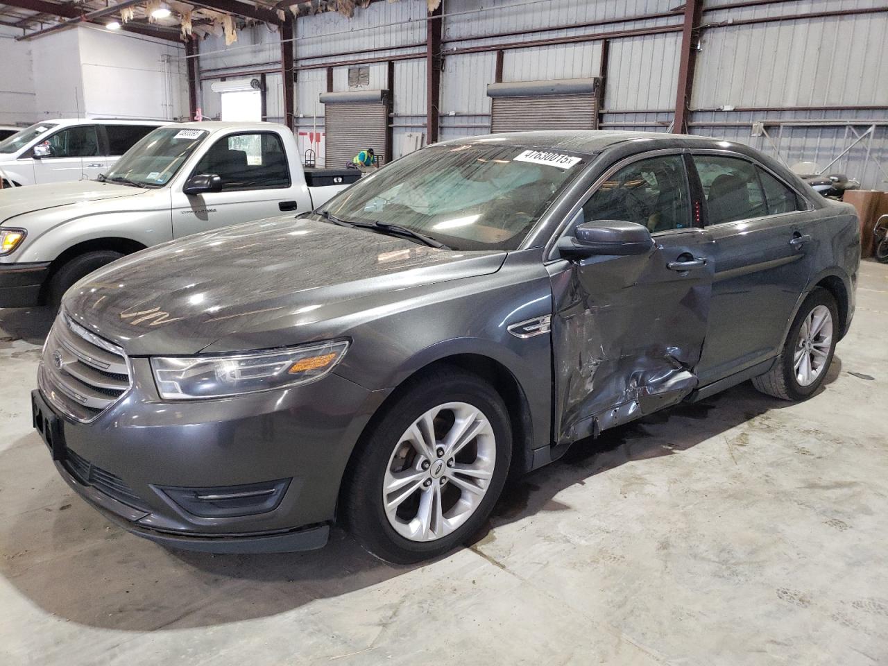 FORD TAURUS SEL 2017