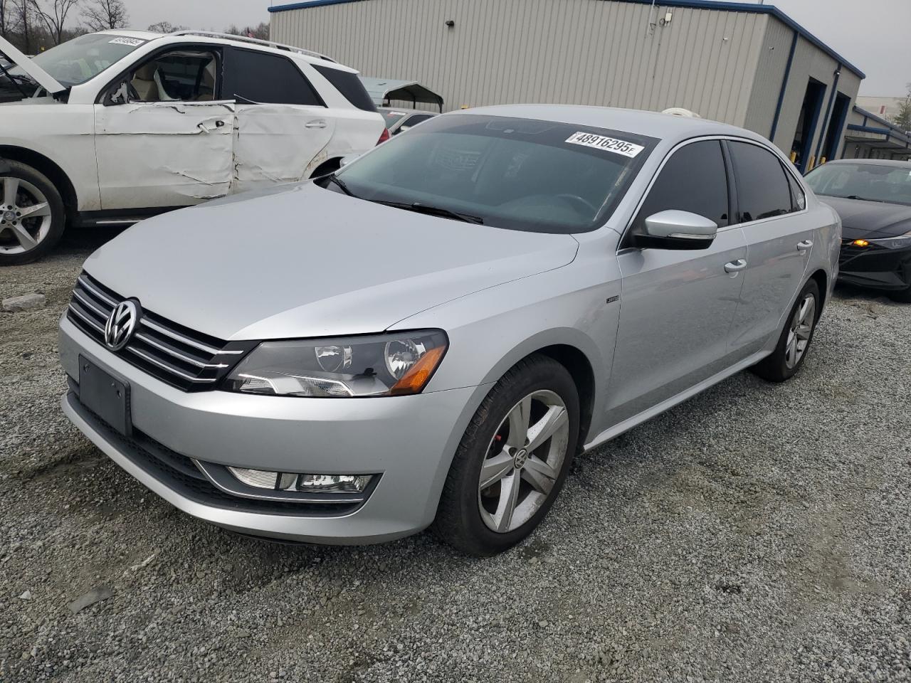 VOLKSWAGEN PASSAT S 2015
