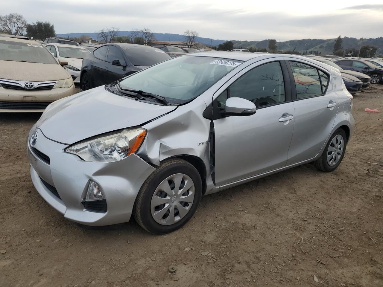TOYOTA PRIUS C 2014