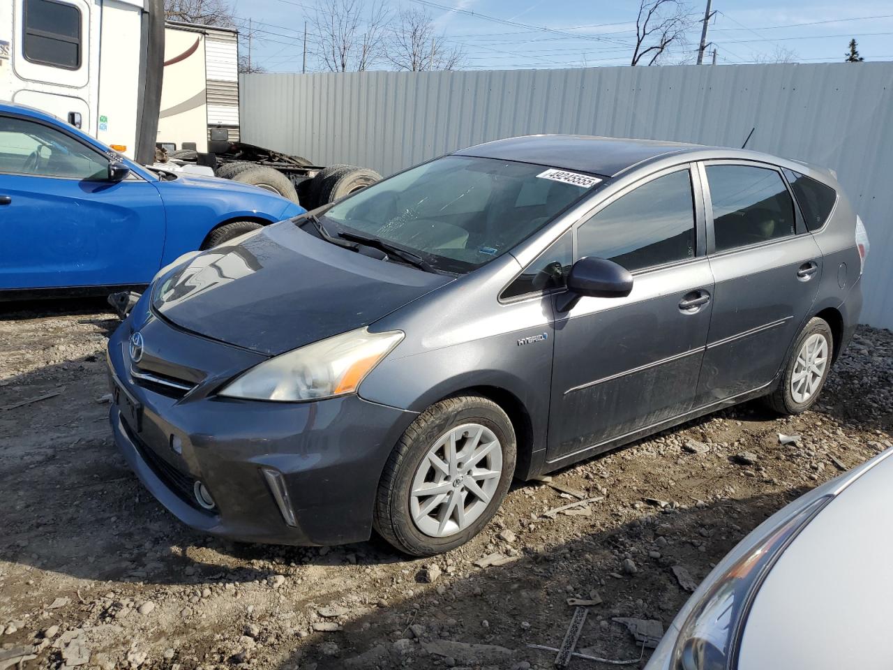 TOYOTA PRIUS V 2012