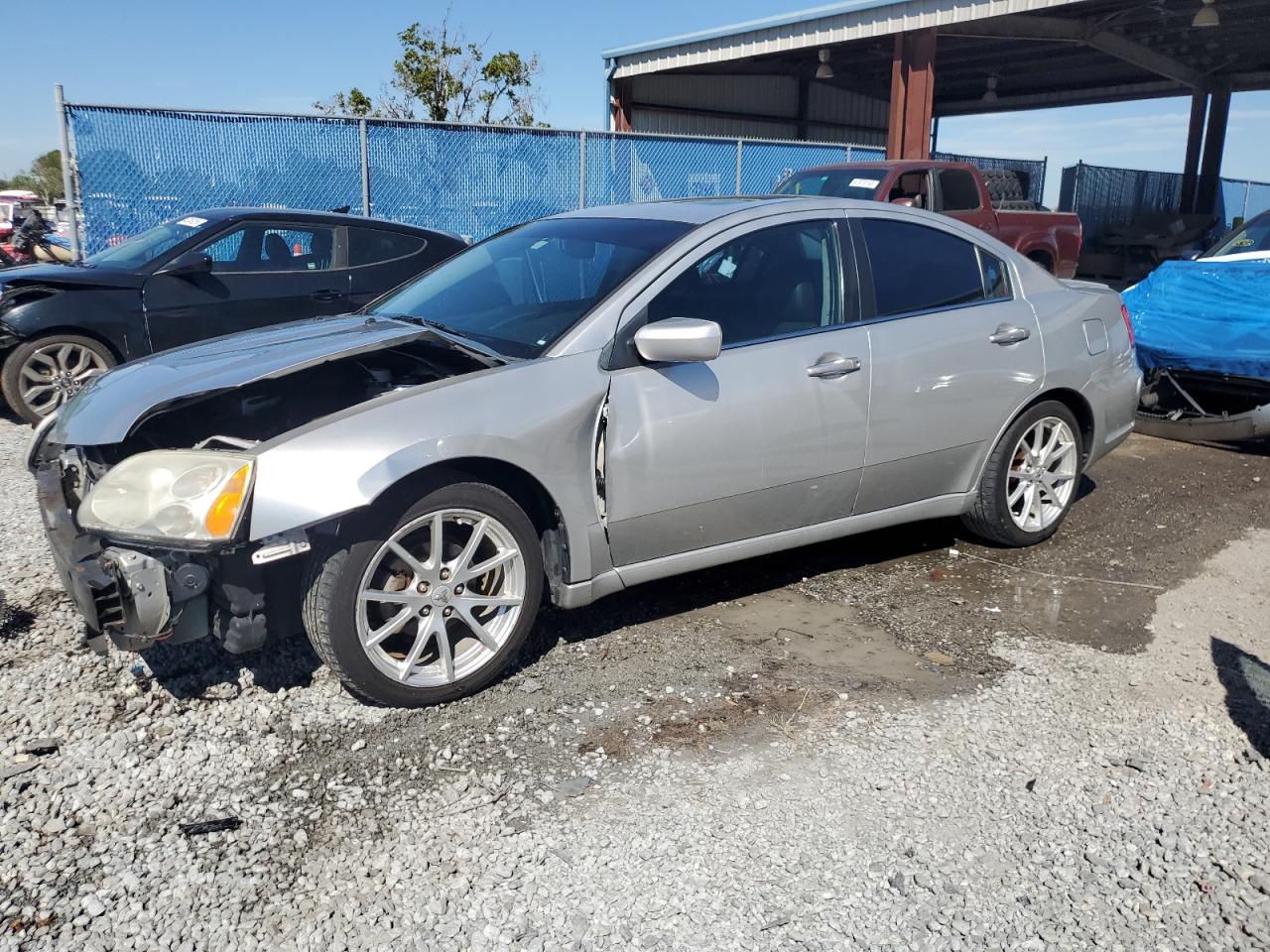 MITSUBISHI GALANT ES 2011