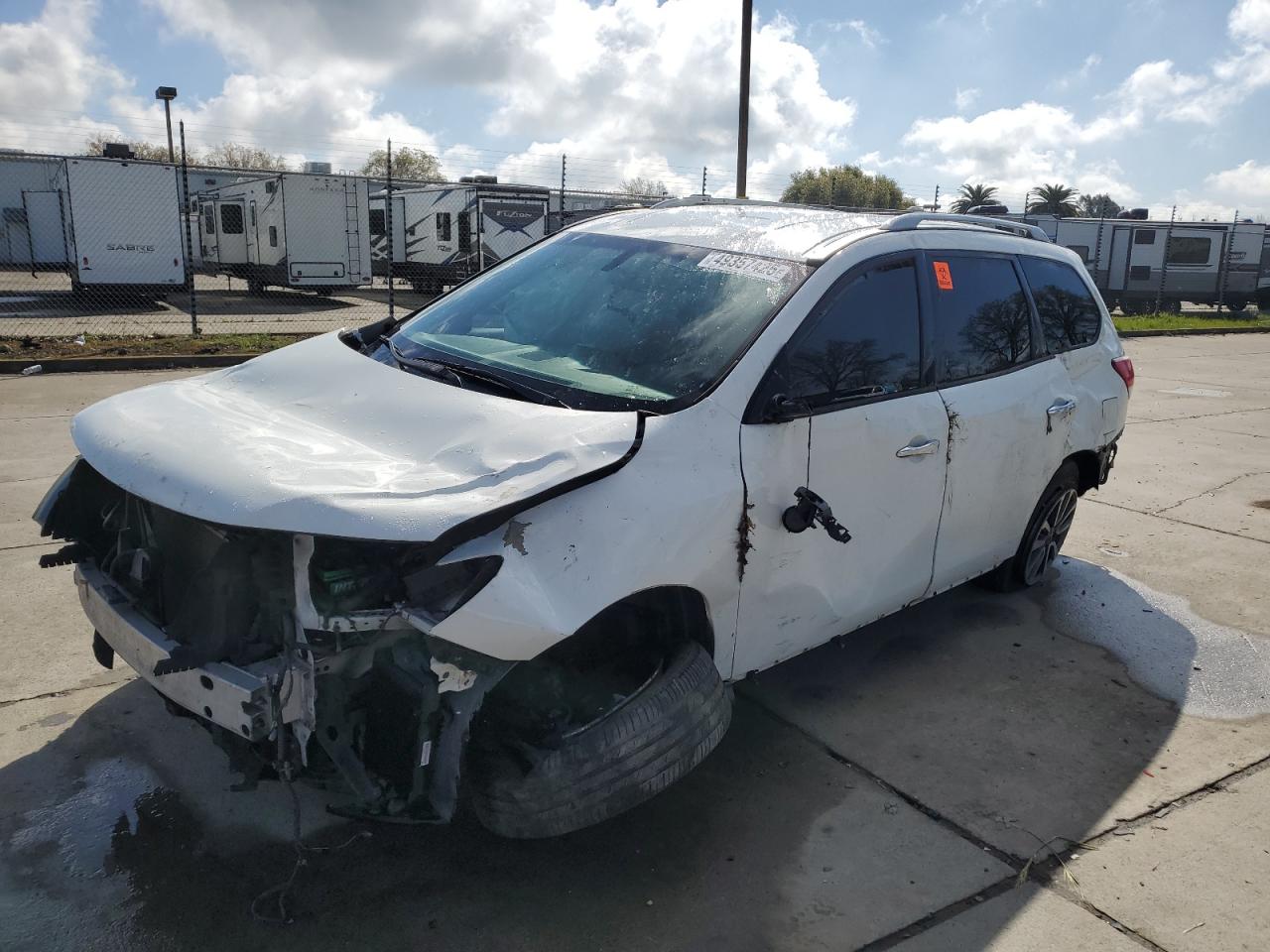 NISSAN PATHFINDER 2016