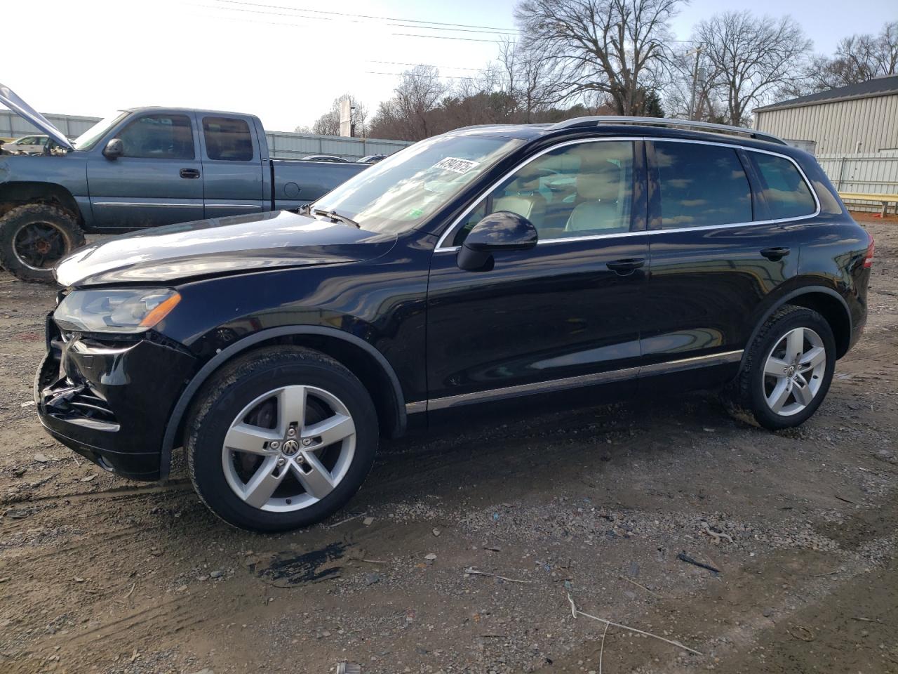 VOLKSWAGEN TOUAREG V6 2012