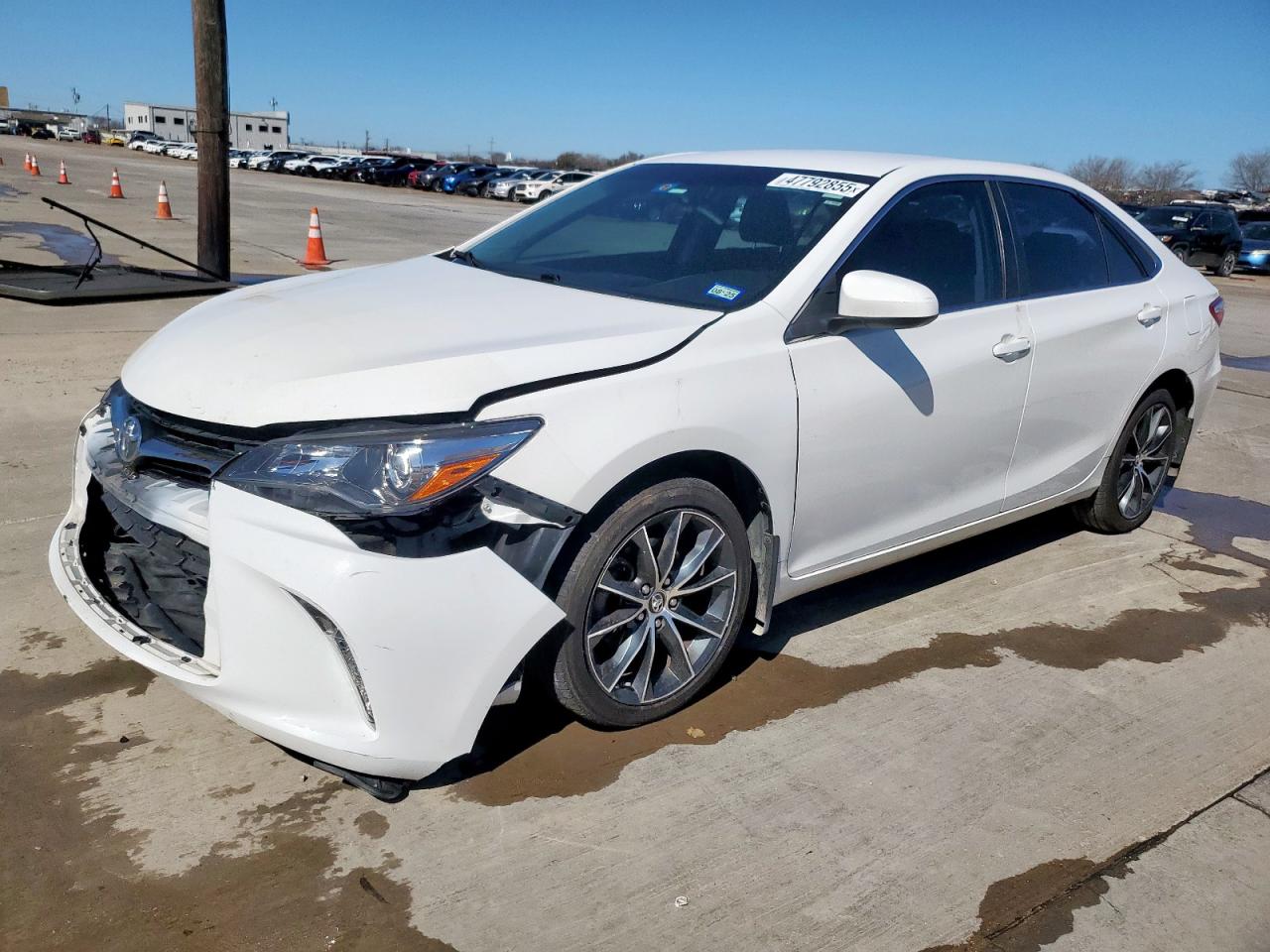 TOYOTA CAMRY LE 2016