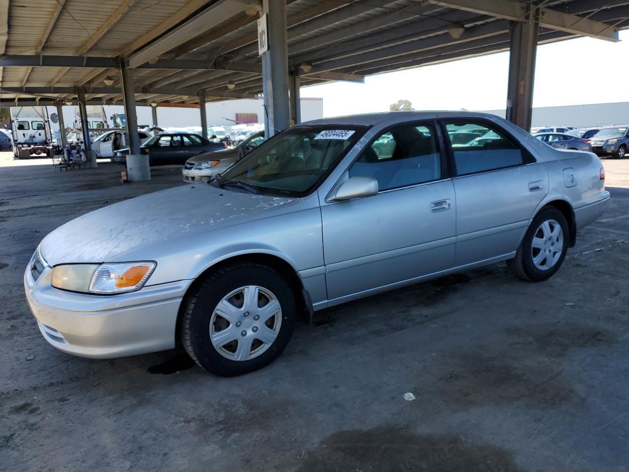 TOYOTA CAMRY CE 2001