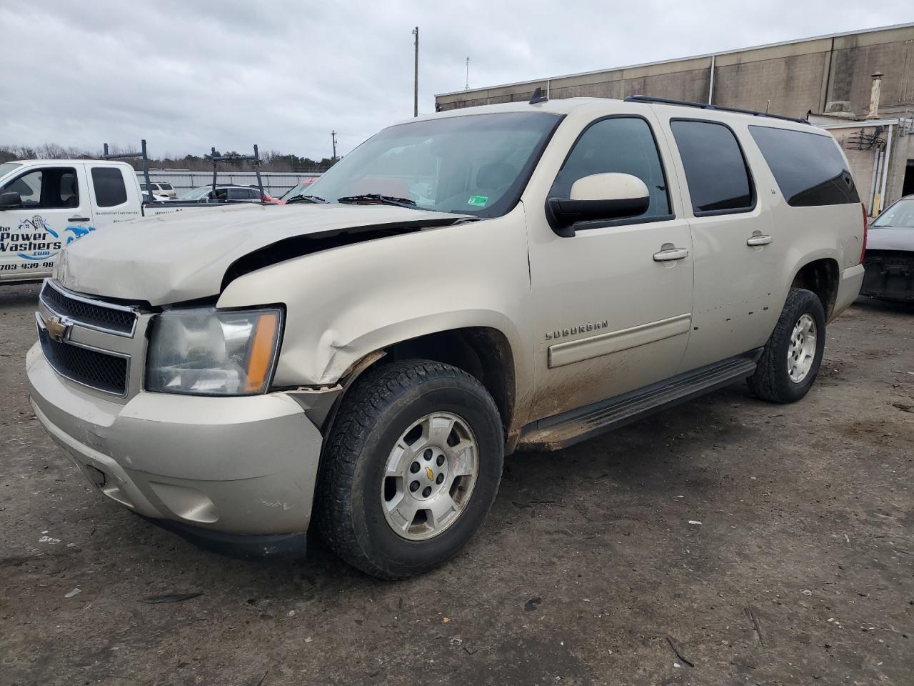 CHEVROLET SUBURBAN 2011