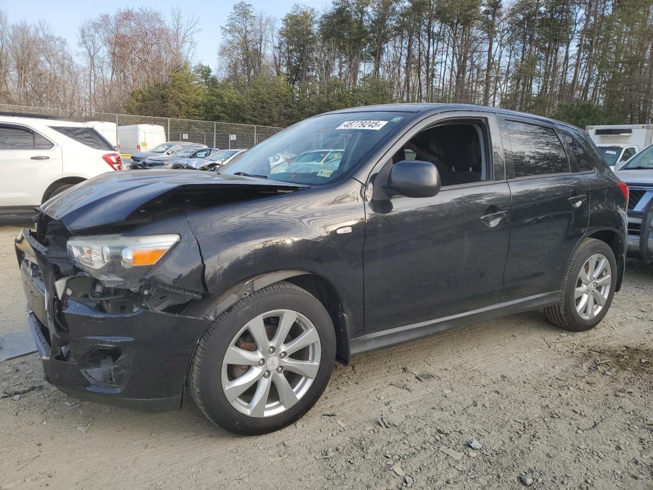 MITSUBISHI OUTLANDER 2015