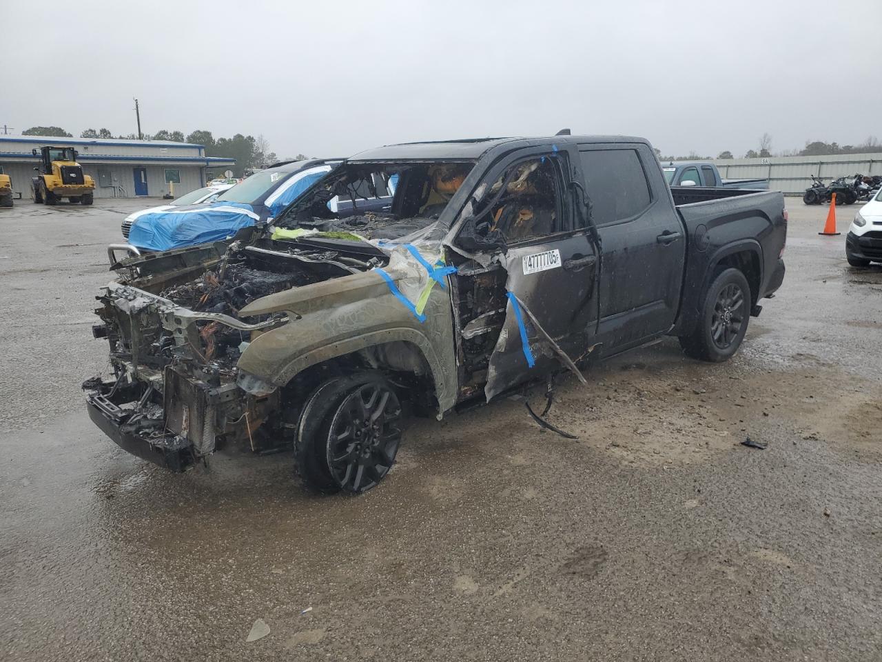 TOYOTA TUNDRA CRE 2023