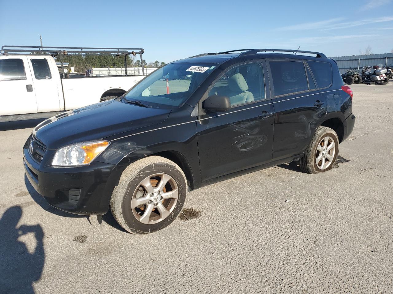 TOYOTA RAV4 2011