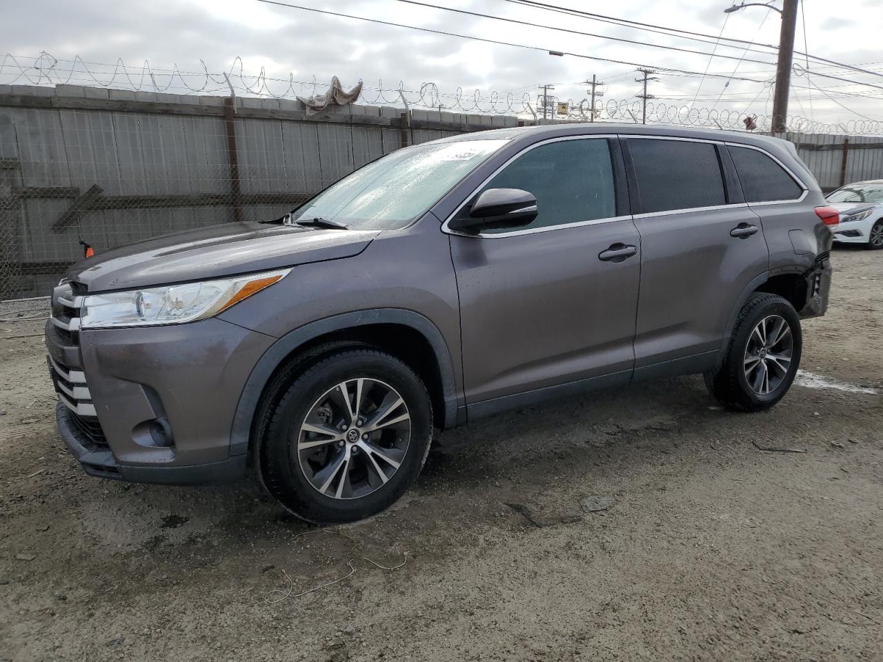TOYOTA HIGHLANDER 2019