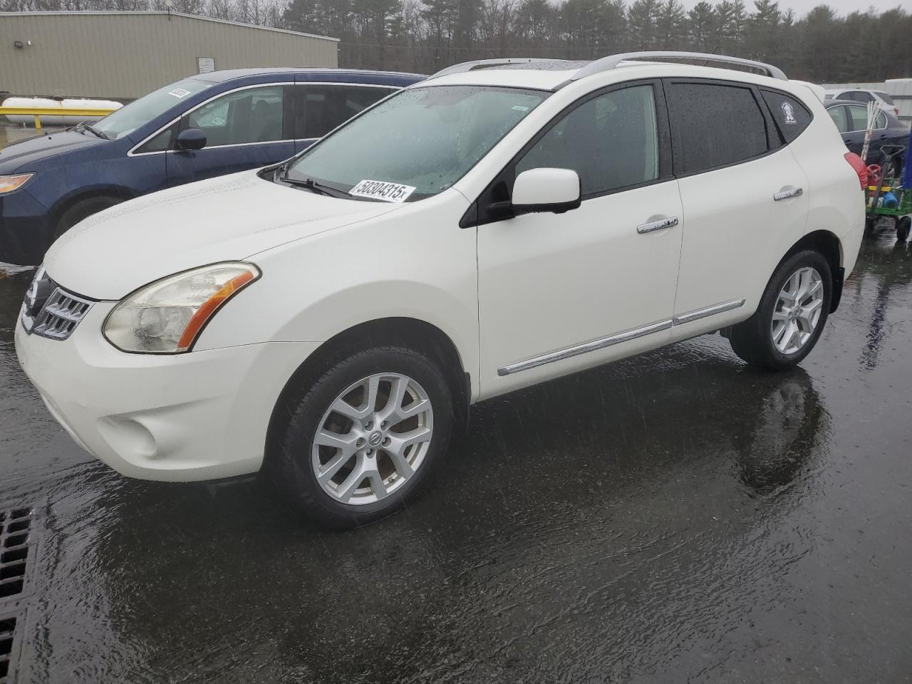 NISSAN ROGUE S 2013