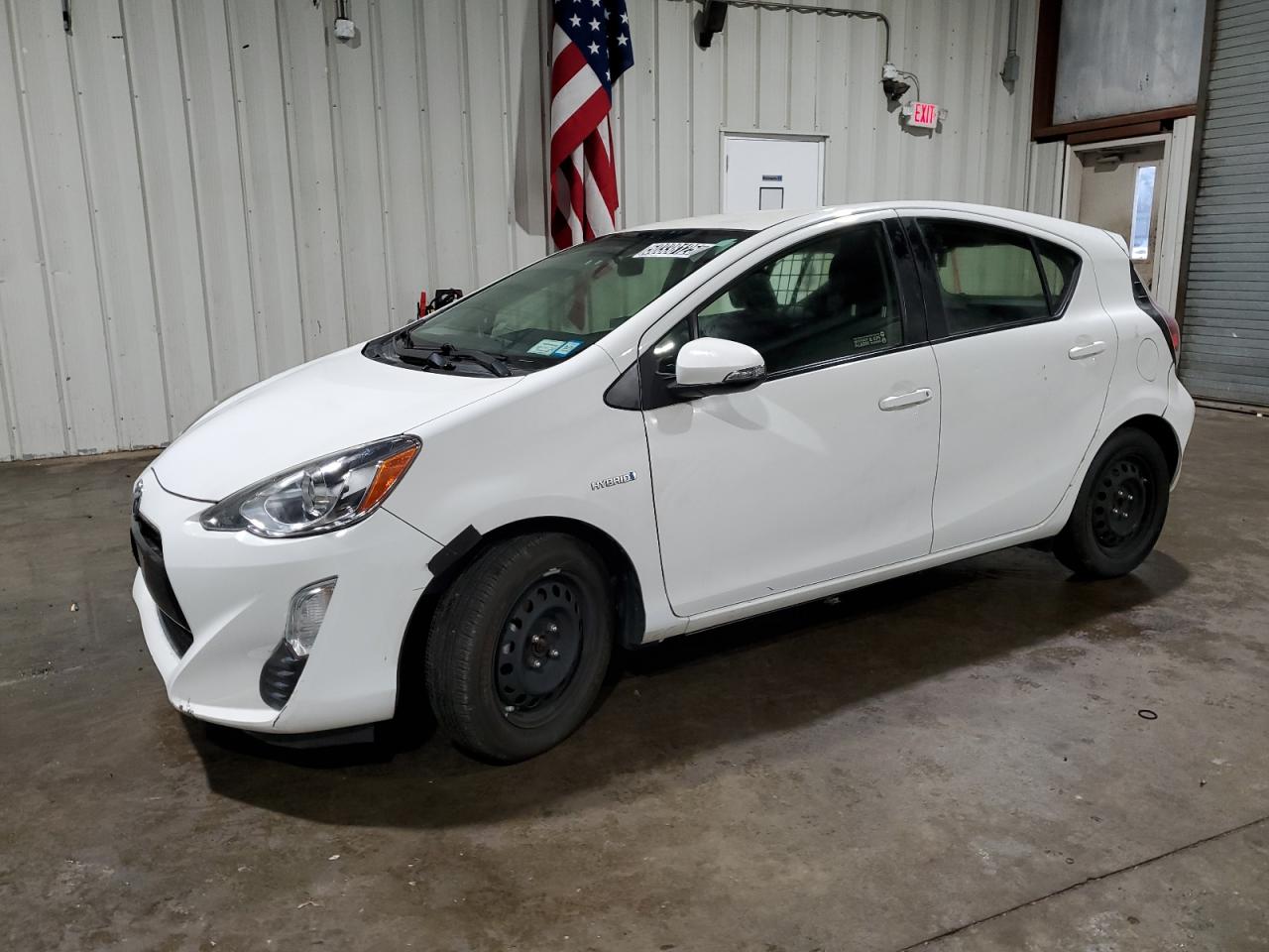 TOYOTA PRIUS C 2016