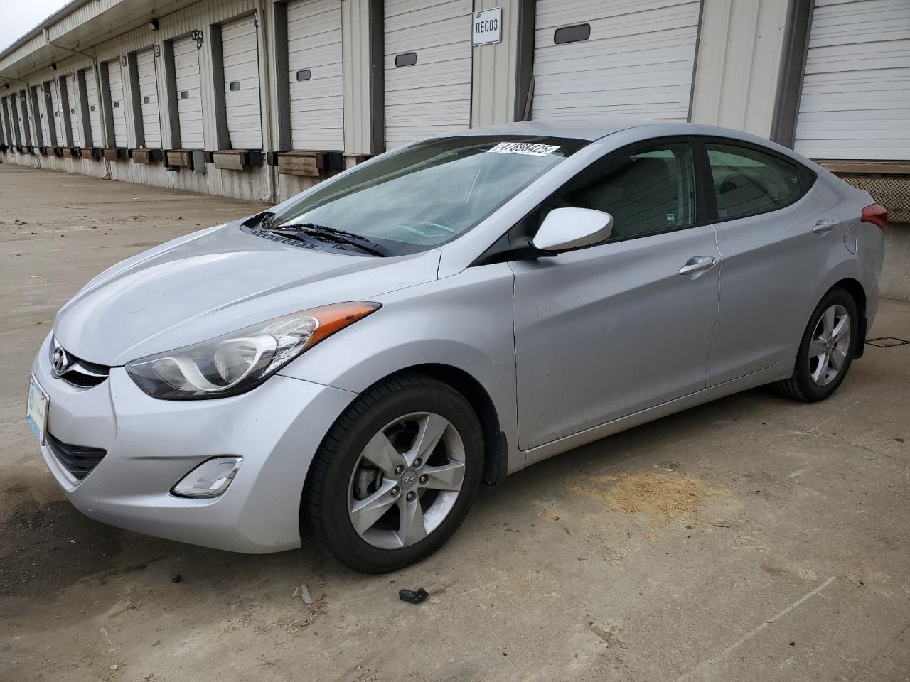 HYUNDAI ELANTRA GL 2013