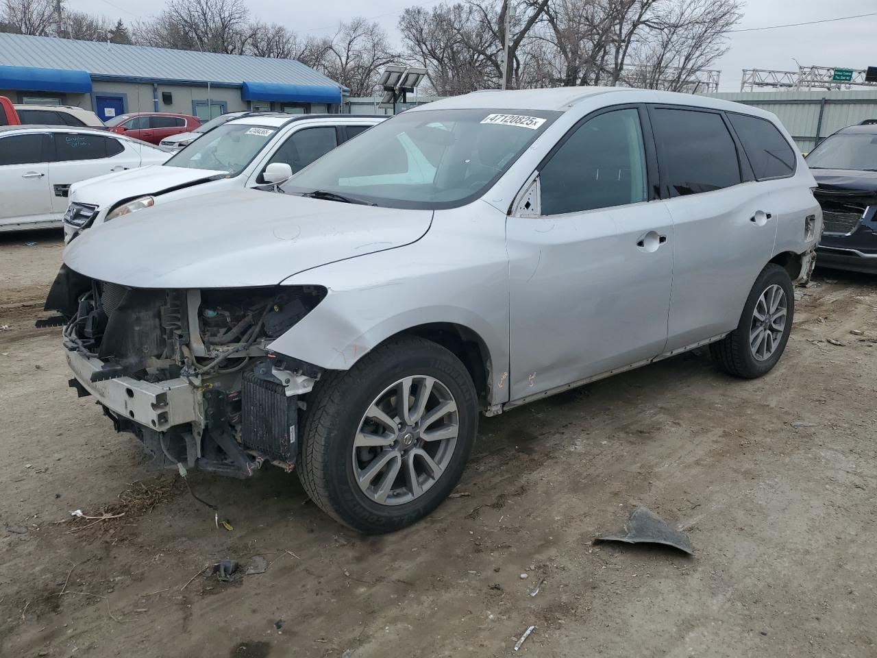 NISSAN PATHFINDER 2016