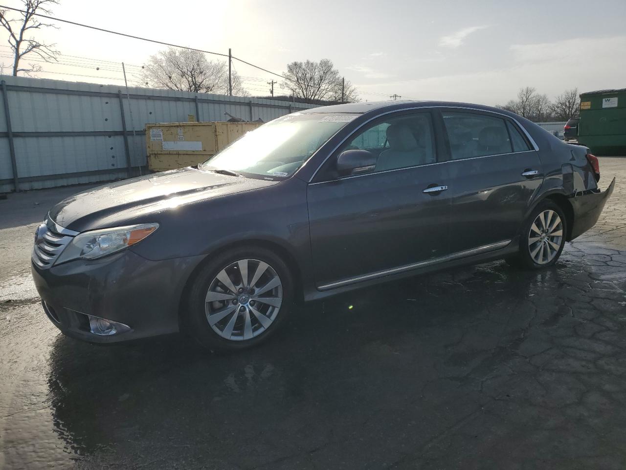 TOYOTA AVALON BAS 2011