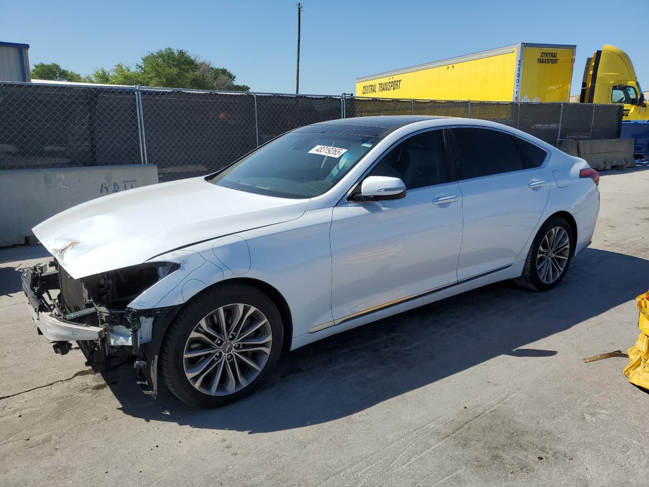 HYUNDAI GENESIS 3. 2015