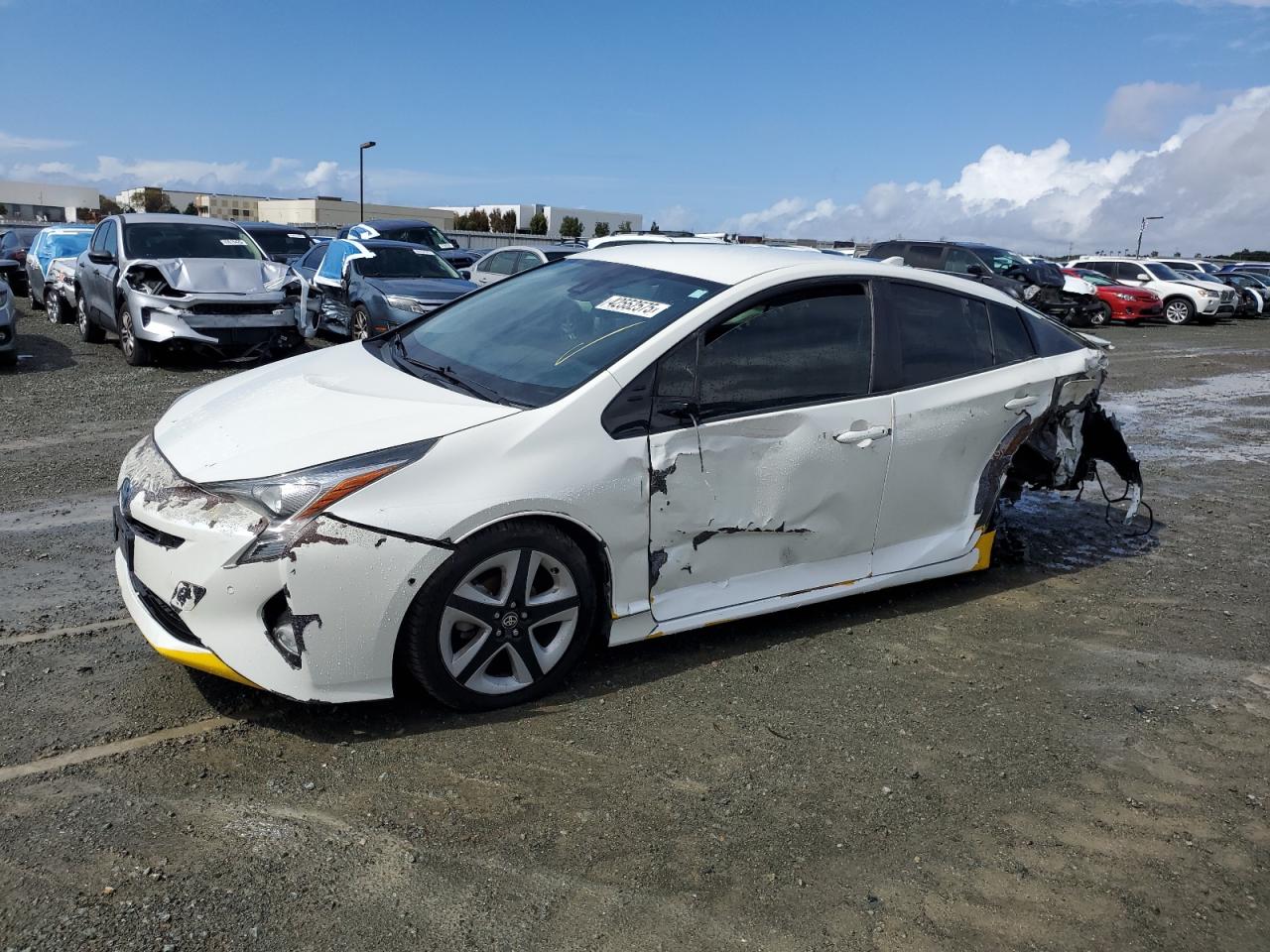 TOYOTA PRIUS 2017
