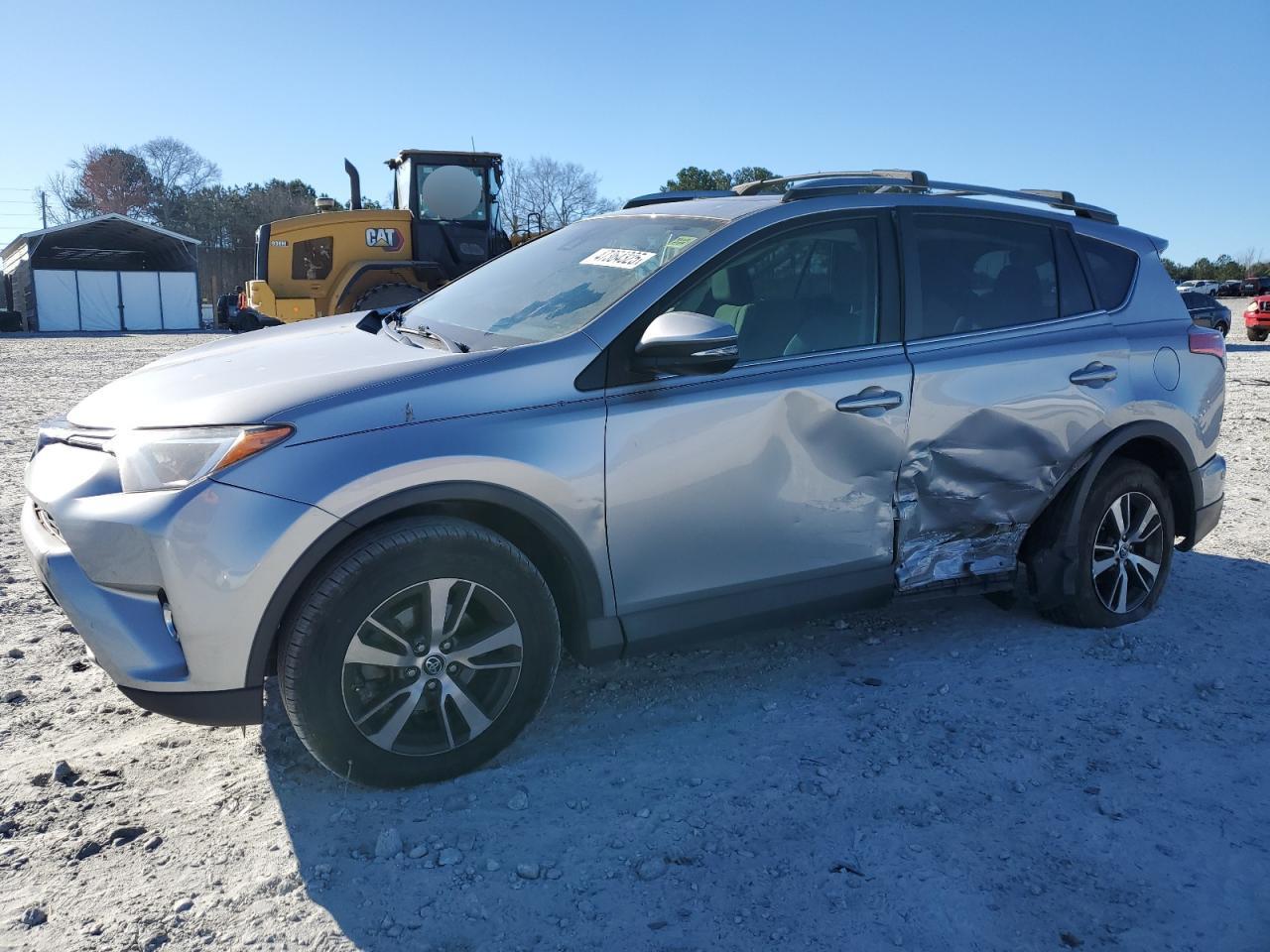 TOYOTA RAV4 XLE 2017