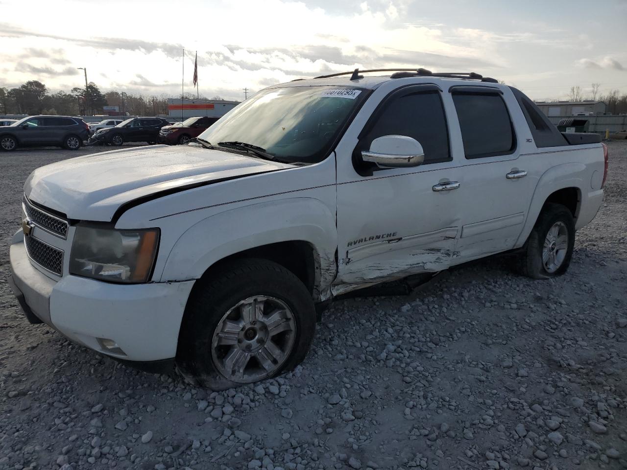 CHEVROLET AVALANCHE 2011