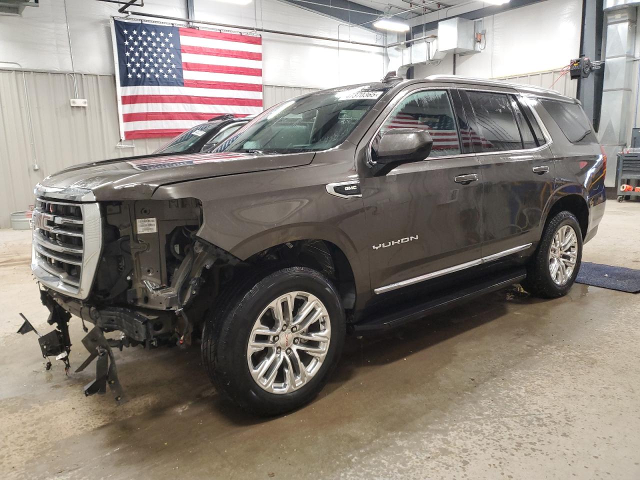 GMC YUKON SLT 2021