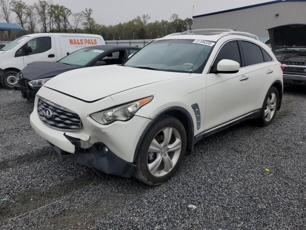 INFINITI FX35 2011