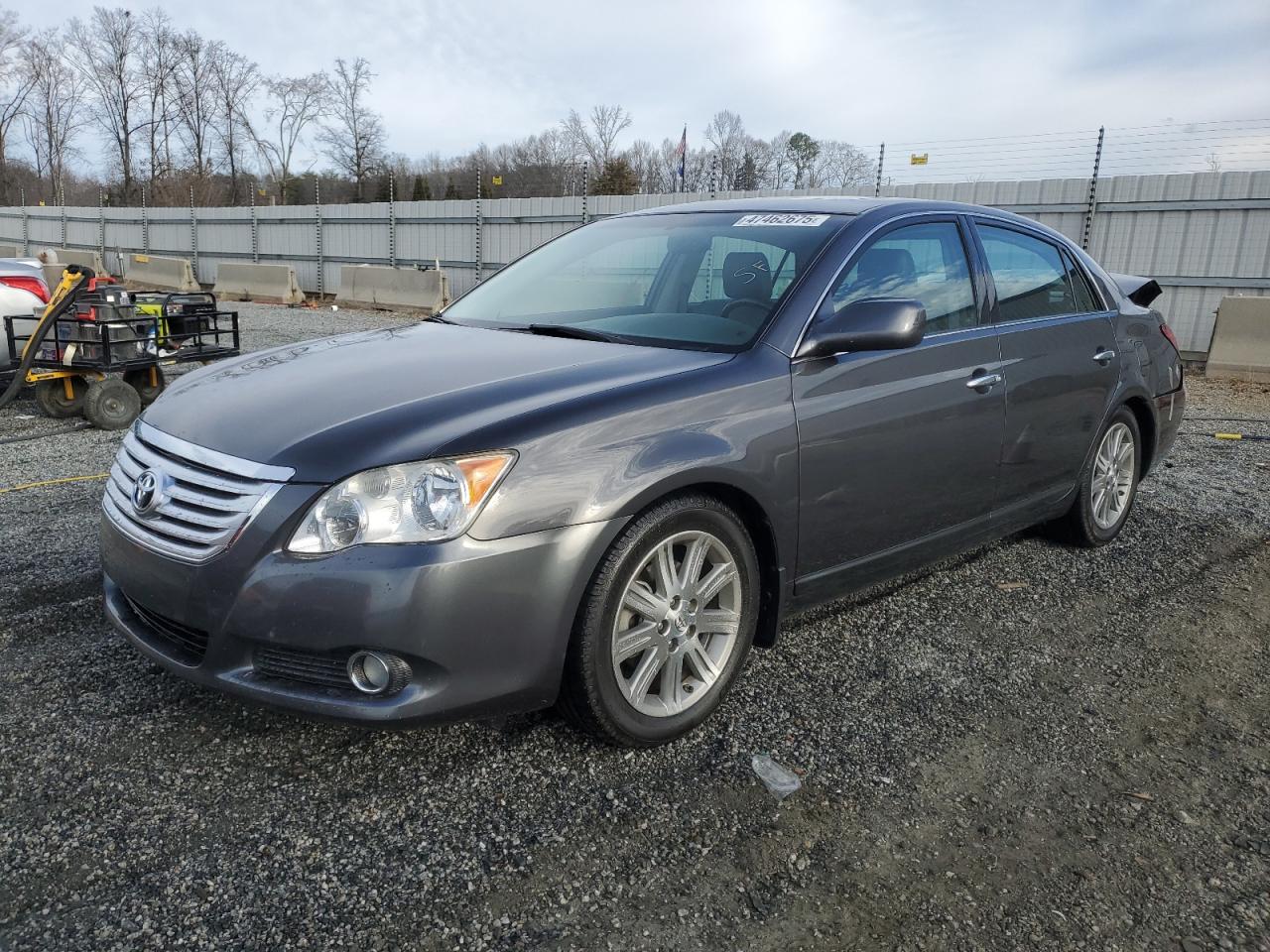 TOYOTA AVALON LIM 2010
