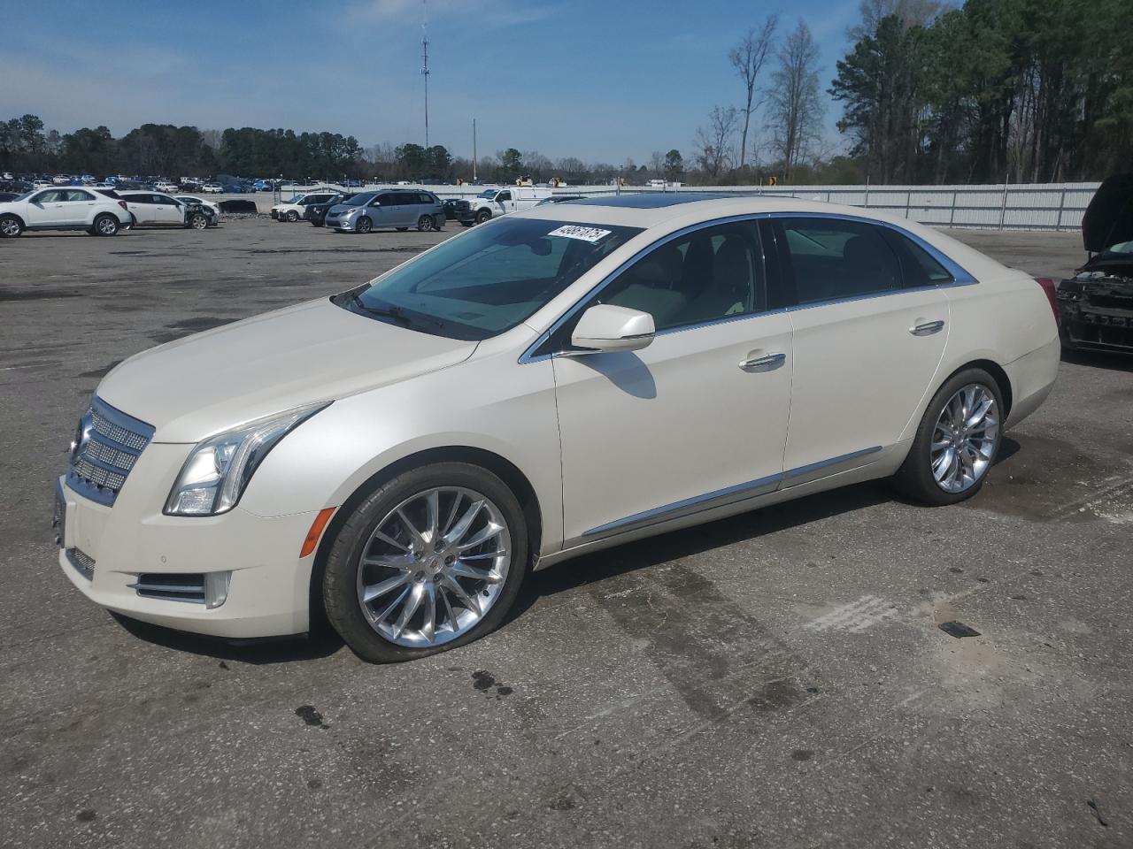CADILLAC XTS PLATIN 2013