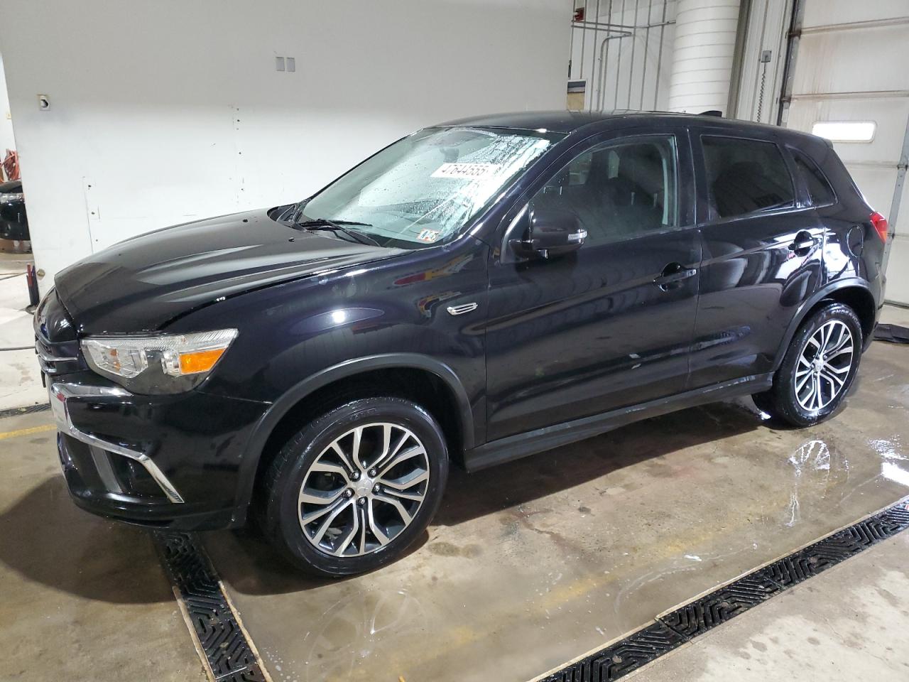 MITSUBISHI OUTLANDER 2019