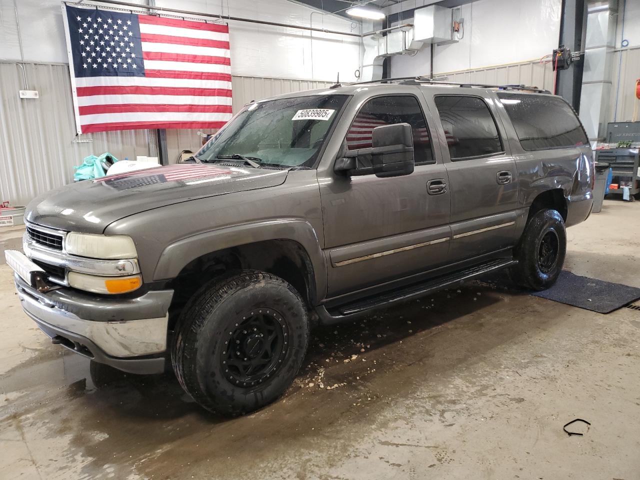 CHEVROLET SUBURBAN K 2002