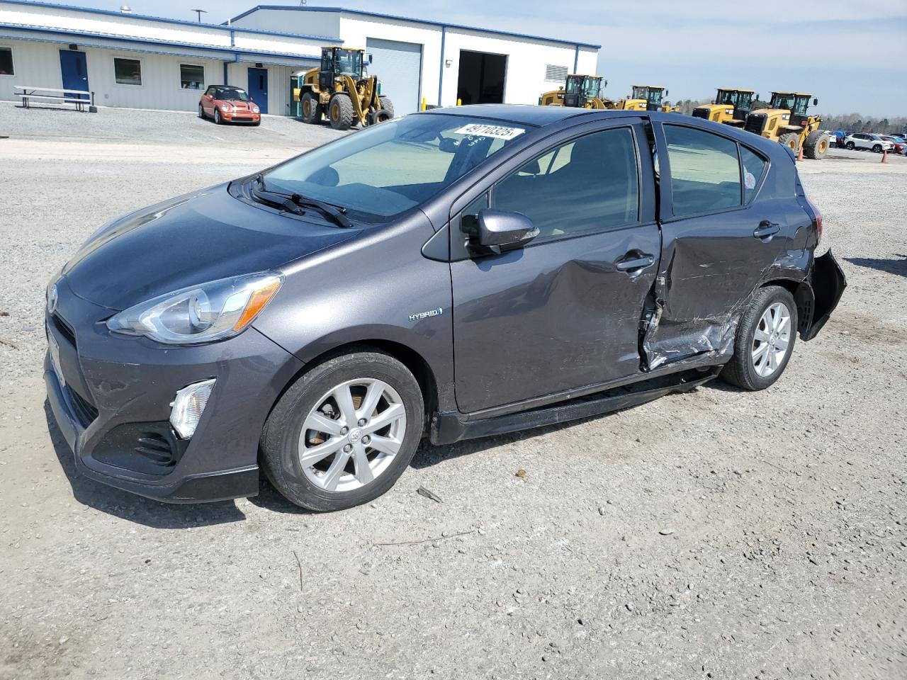 TOYOTA PRIUS C 2017