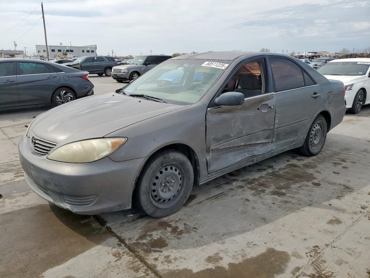 TOYOTA CAMRY LE 2005