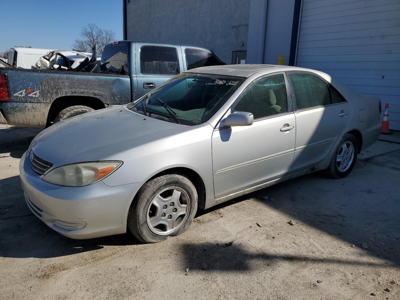 TOYOTA CAMRY LE 2003