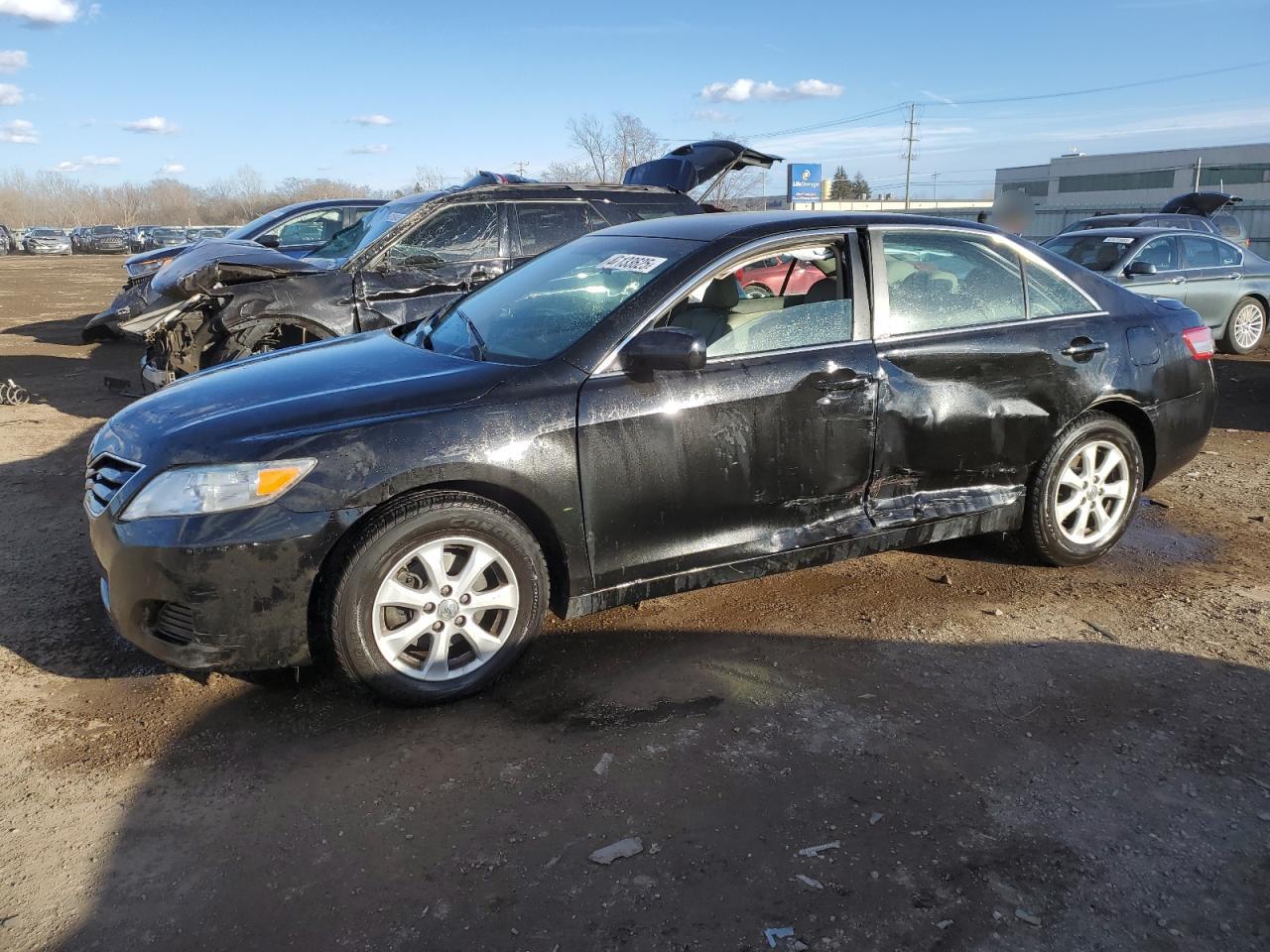TOYOTA CAMRY BASE 2011