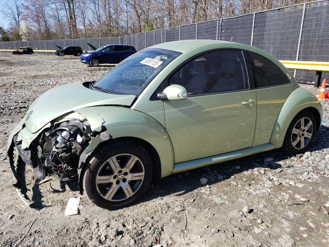 VOLKSWAGEN NEW BEETLE 2006