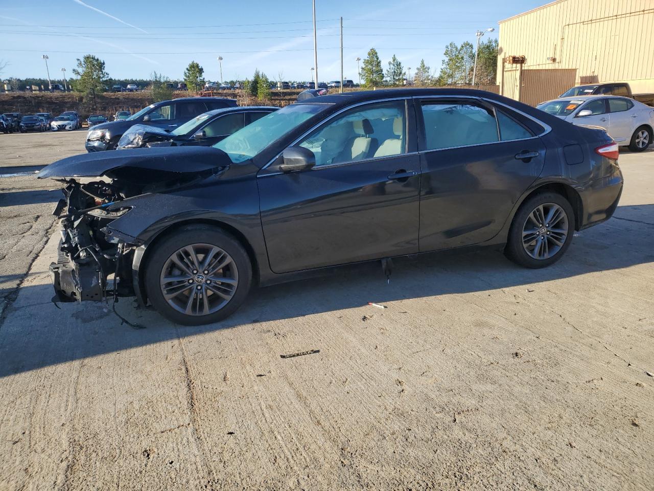 TOYOTA CAMRY LE 2016