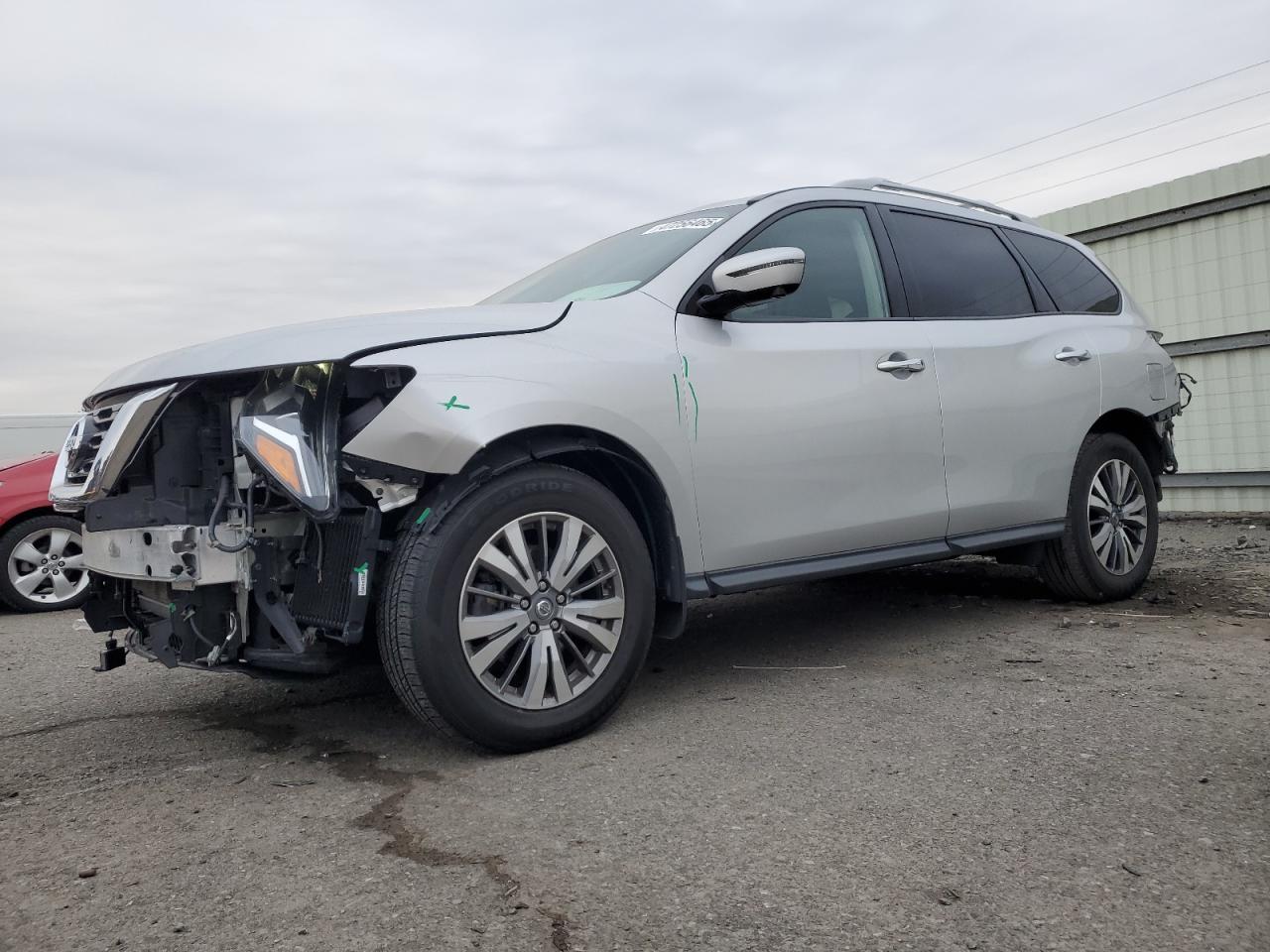 NISSAN PATHFINDER 2020