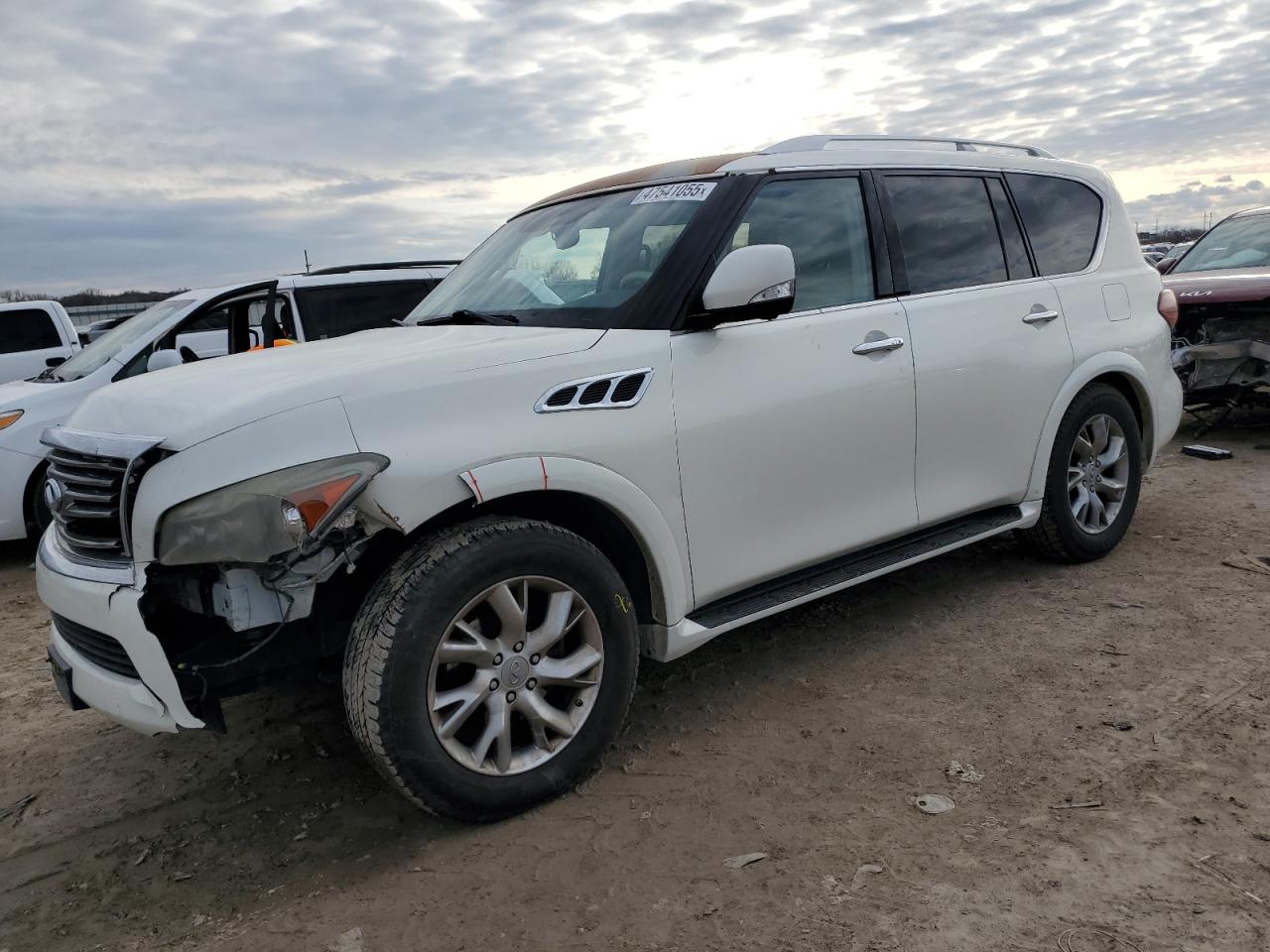 INFINITI QX56 2013