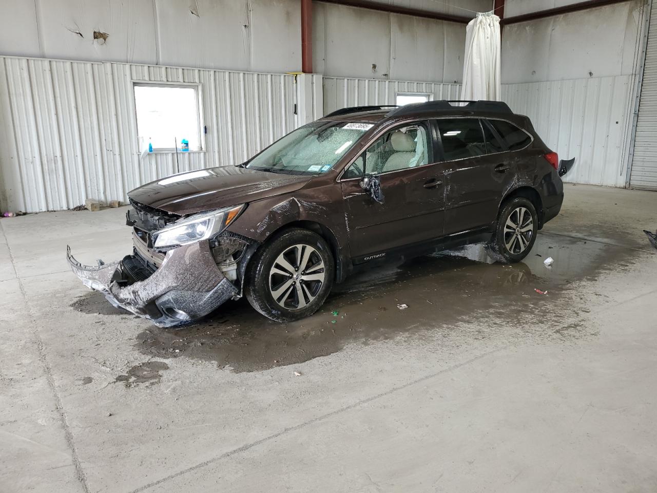 SUBARU OUTBACK 2. 2019