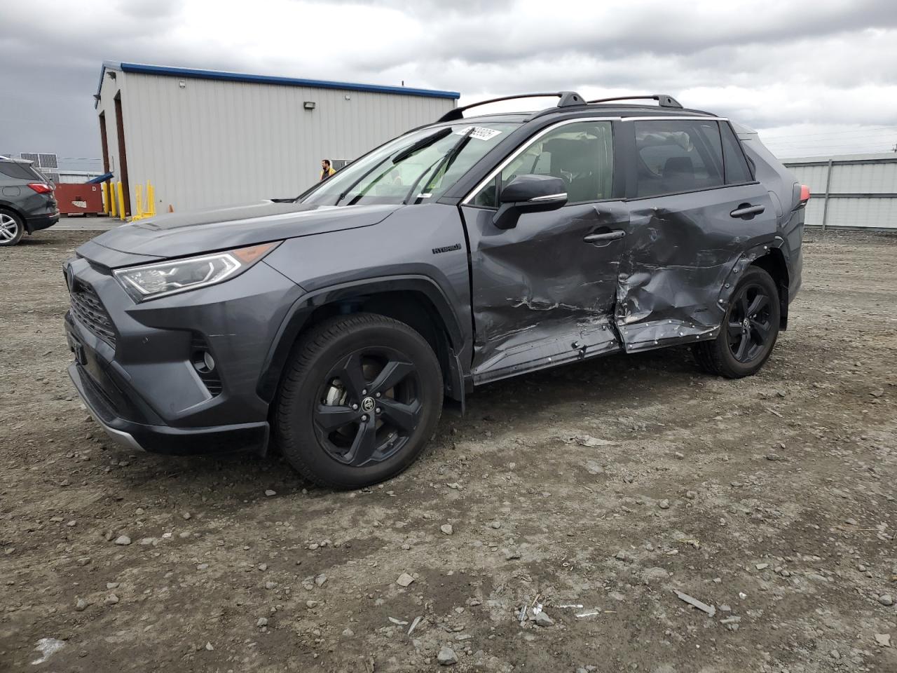 TOYOTA RAV4 2021