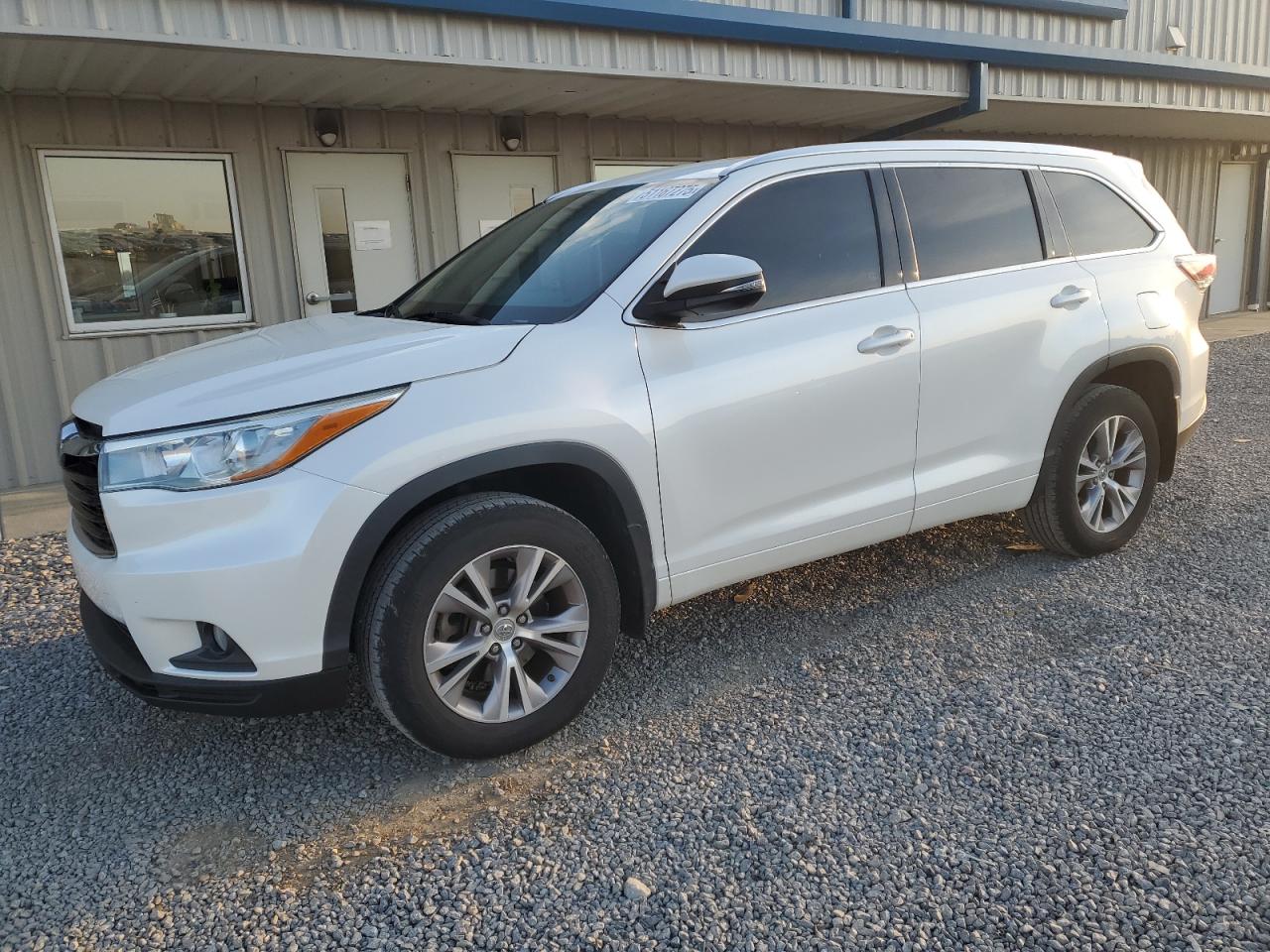 TOYOTA HIGHLANDER 2015