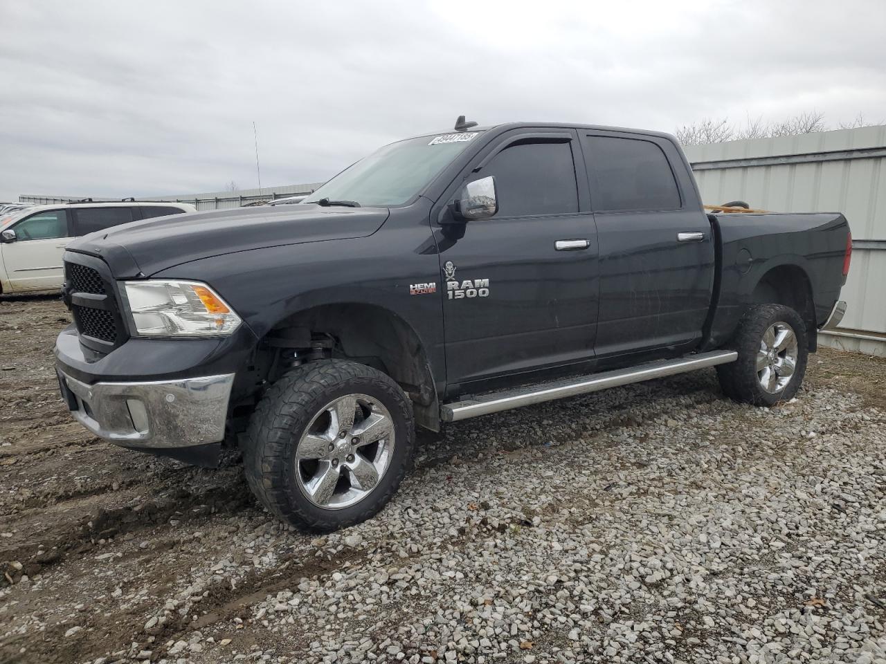 RAM 1500 SLT 2018