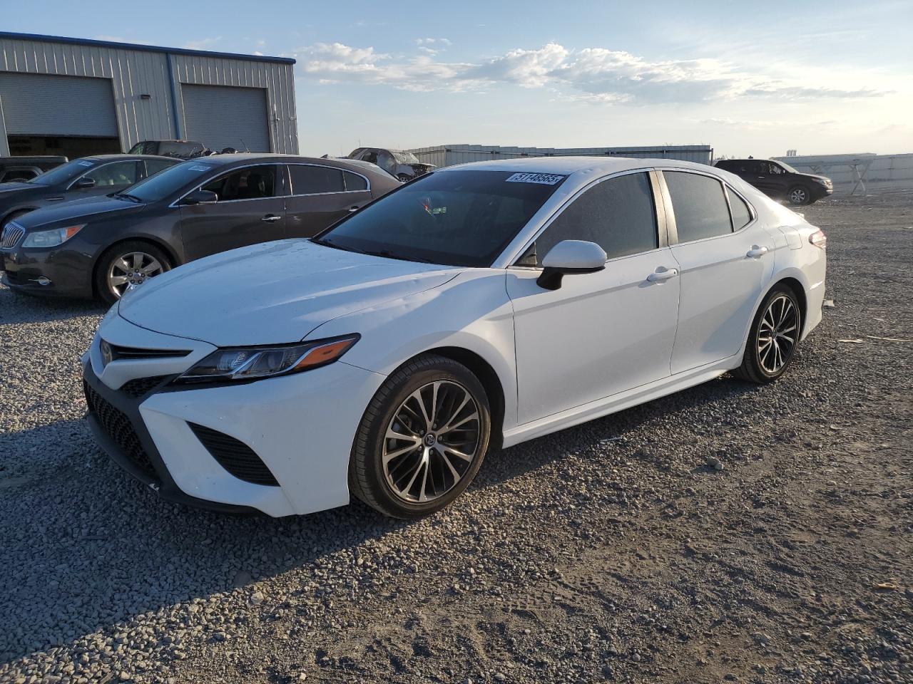 TOYOTA CAMRY L 2018