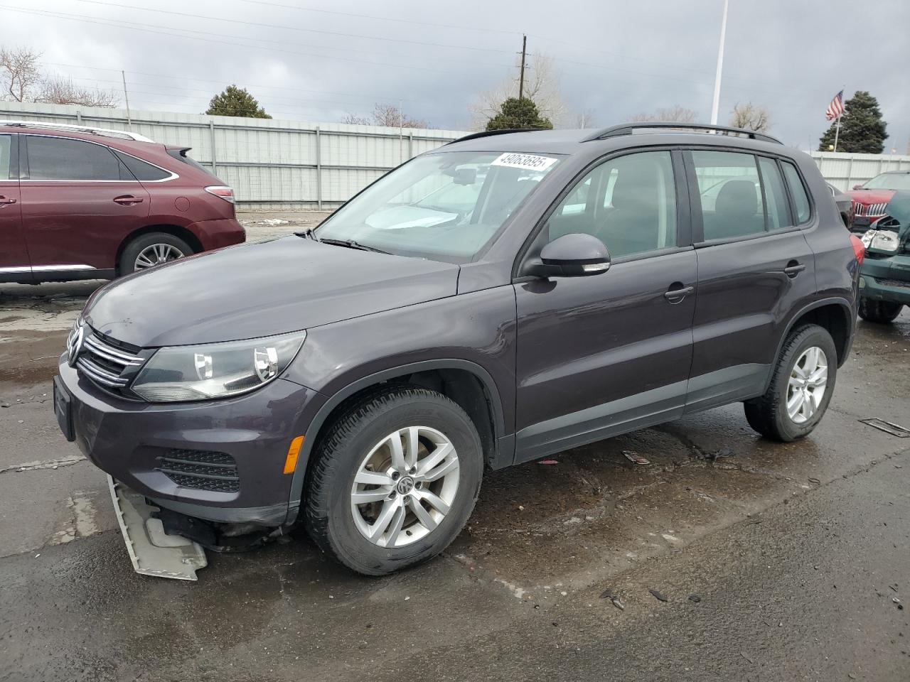 VOLKSWAGEN TIGUAN S 2016