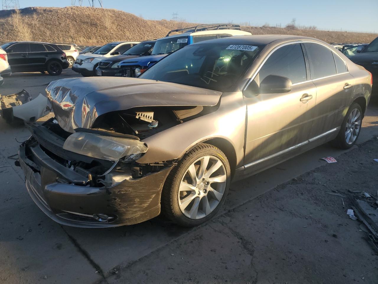 VOLVO S80 T6 2012