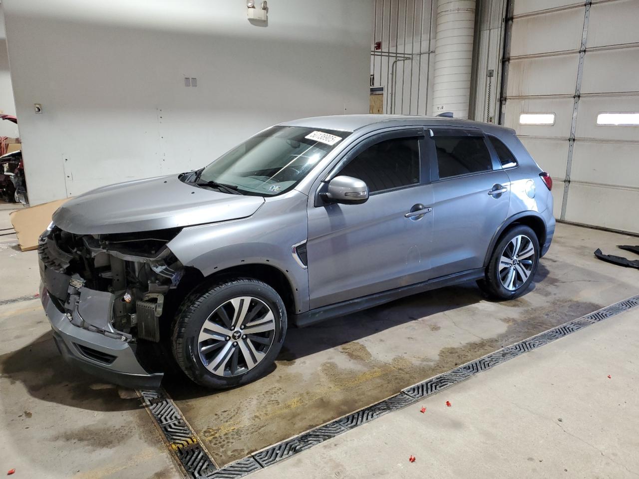 MITSUBISHI OUTLANDER 2021