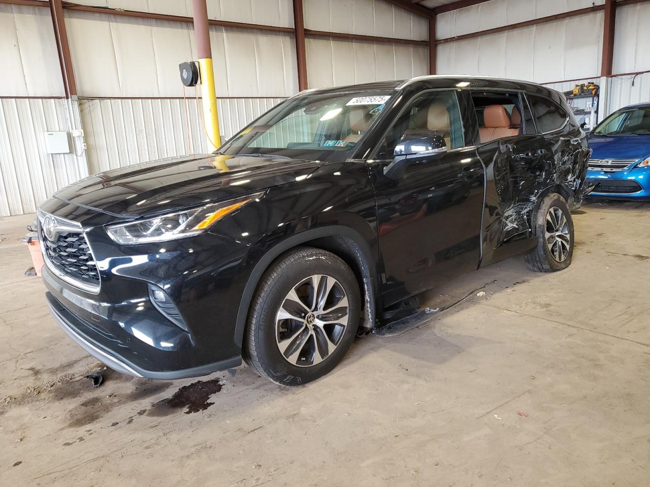 TOYOTA HIGHLANDER 2023