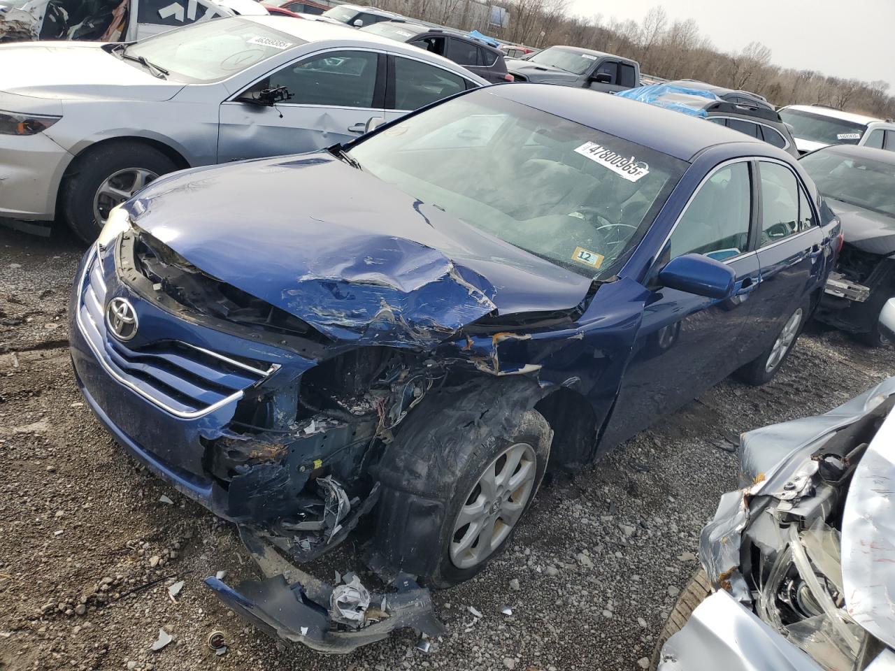 TOYOTA CAMRY BASE 2011