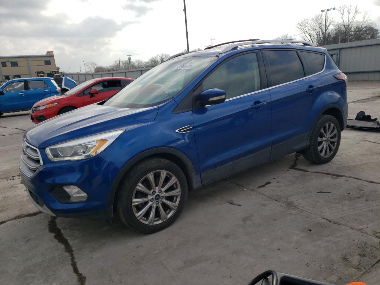FORD ESCAPE TIT 2017