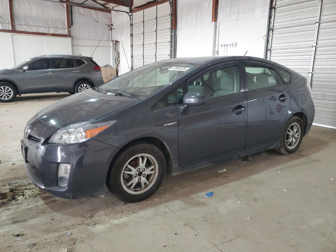 TOYOTA PRIUS 2011