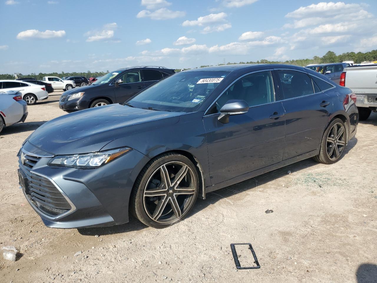 TOYOTA AVALON XLE 2019